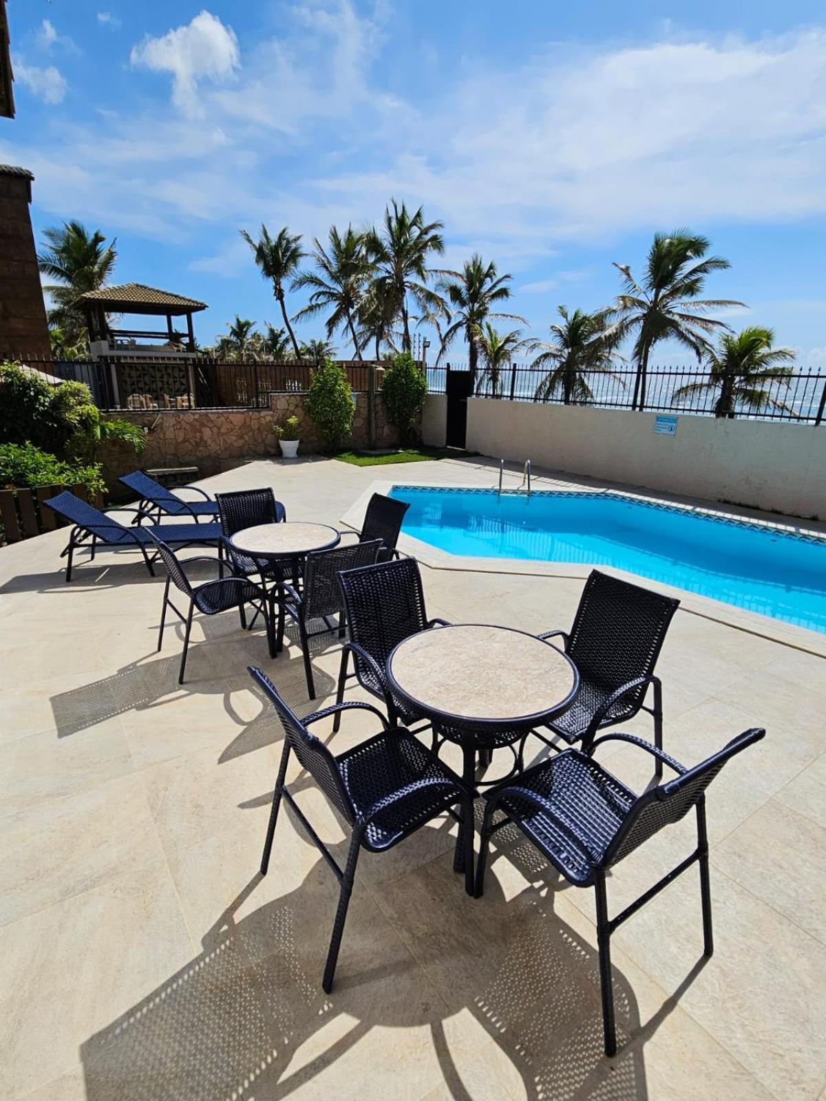 Casa Beira Mar Em Praia Do Flamengo Salvador Exteriör bild